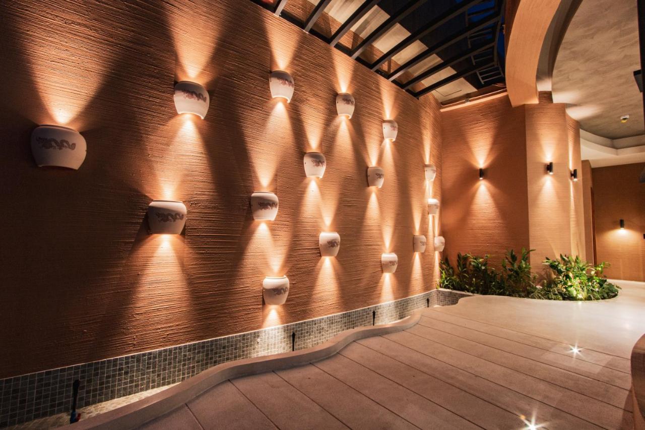 Rachabhura Hotel Ratchaburi エクステリア 写真