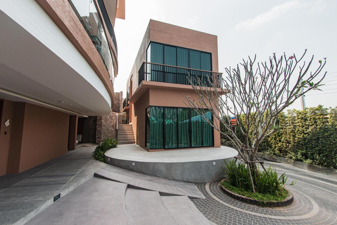 Rachabhura Hotel Ratchaburi エクステリア 写真