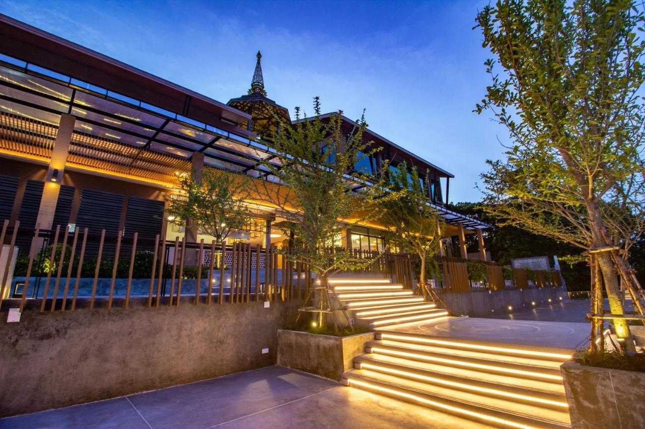 Rachabhura Hotel Ratchaburi エクステリア 写真