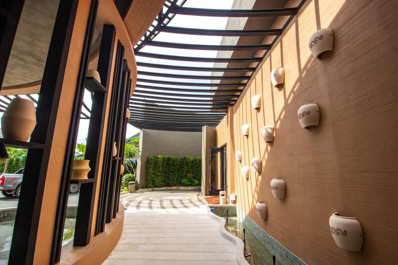 Rachabhura Hotel Ratchaburi エクステリア 写真