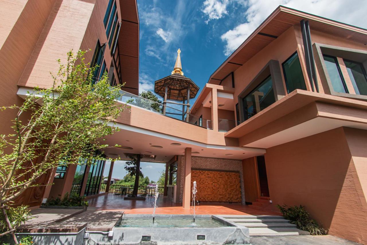 Rachabhura Hotel Ratchaburi エクステリア 写真