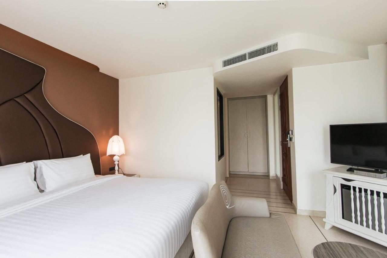 Rachabhura Hotel Ratchaburi エクステリア 写真